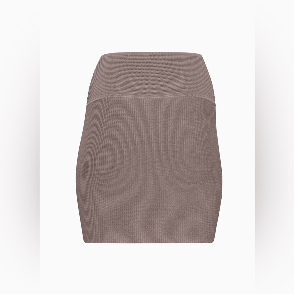 NWOT Aritzia Babaton Sculpt Knit Mini Skirt Large Mauve - Picture 2 of 6